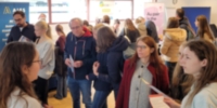 AUF IN DIE WELT Messe in Heidelberg – Viel Interesse am Auslandsjahr (Stiftung Völkerverständigung) AUF IN DIE WELT Messe in Heidelberg – Viel Interesse am Auslandsjahr (Stiftung Völkerverständigung)