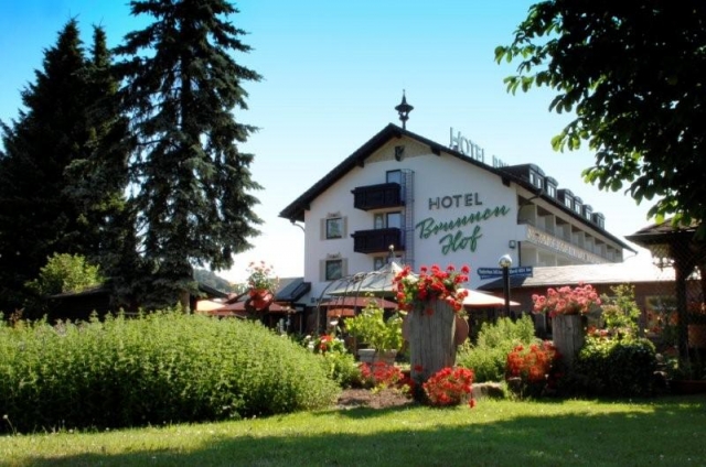 Hotel Restaurant Brunnenhof, Weibersbrunn: Hotel Restaurant Brunnenhof, Weibersbrunn: