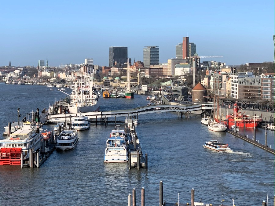 Hamburger Hafen (Die Bildrechte liegen bei dem Verfasser der Mitteilung.) Hamburger Hafen (Die Bildrechte liegen bei dem Verfasser der Mitteilung.)