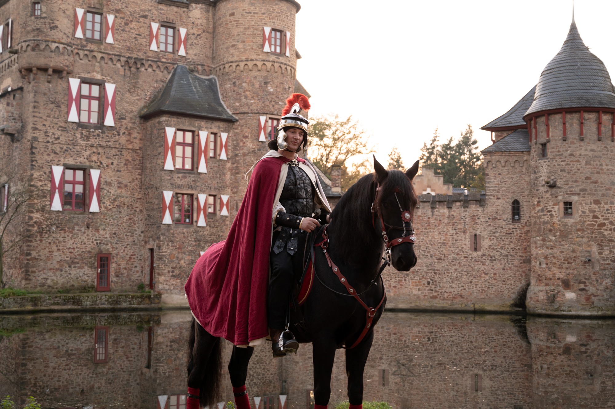 Martinsmarkt auf Burg Satzvey. Foto: Nanni Heuchemer Design