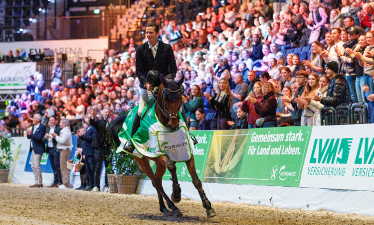 Felix Haßmann siegte im Großen Preis von Oldenburg. (Die Bildrechte liegen bei dem Verfasser der Mitteilung.)