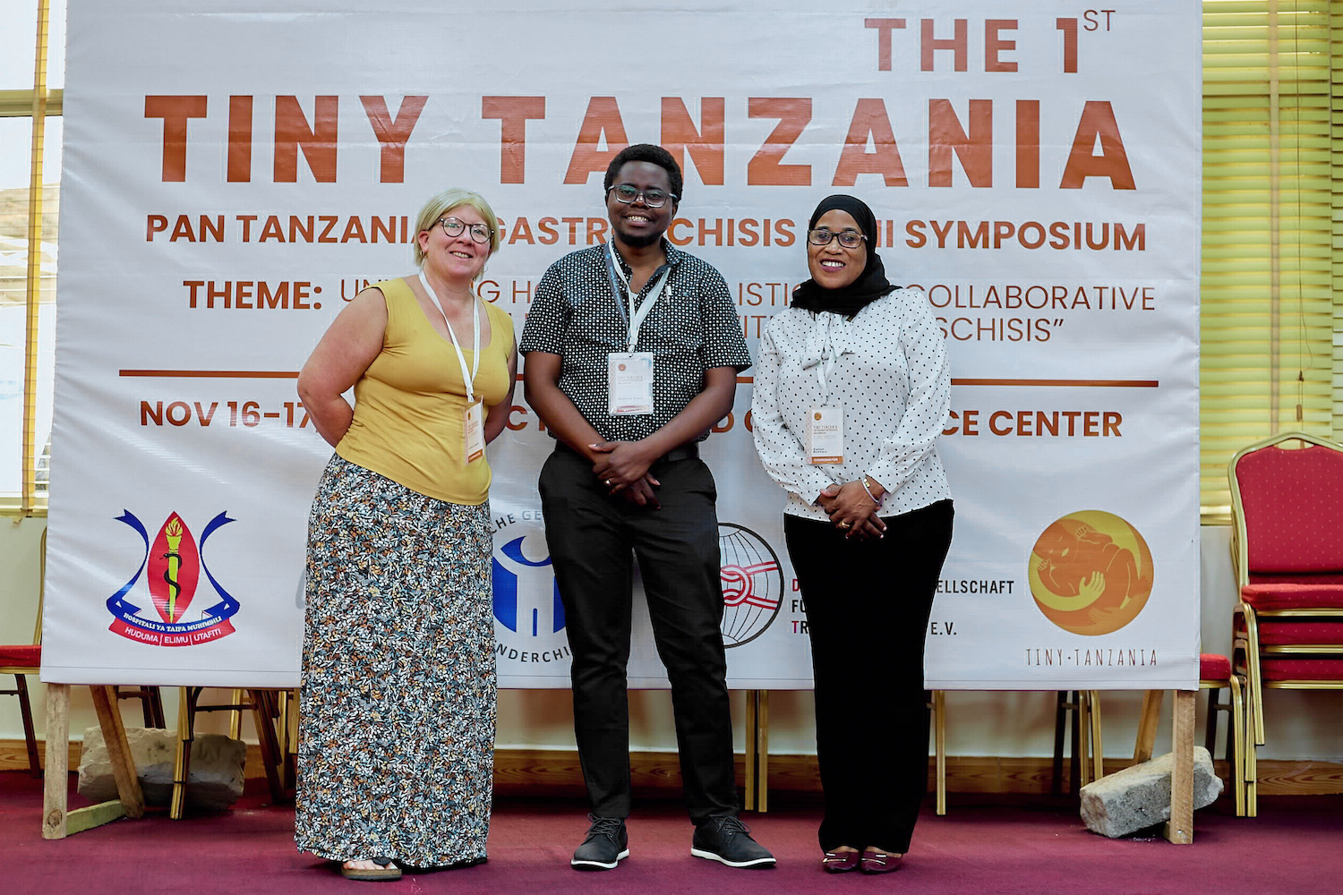 Leitung von TINY Tanzania (v.l.): Judith Lindert, Godfrey Philippo, Zaitun Bokhary©Judith Lindert (Die Bildrechte liegen bei dem Verfasser der Mitteilung.)