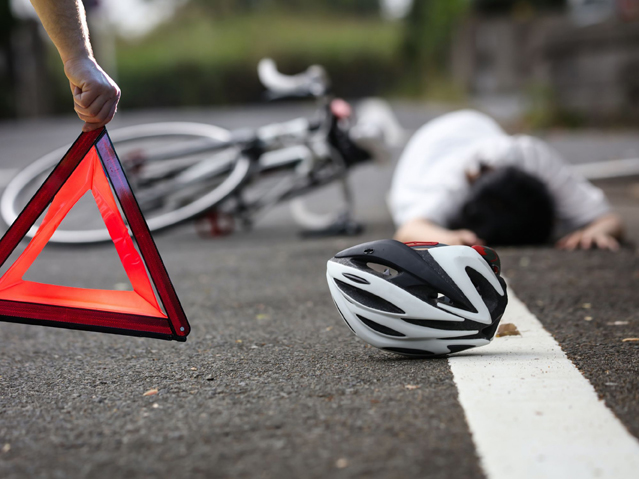 Eine ungesicherte Unfallstelle kann schnell zu weiteren Unfällen führen. (Bildquelle: ERGO Group)