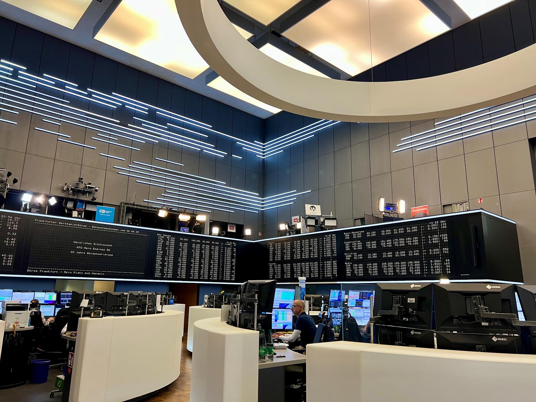 Euphorie, Angst und Ungeduld - sie gehören zu den ständigen Begleitern an der Börse und führen immer wieder zu Fehlentscheidungen.