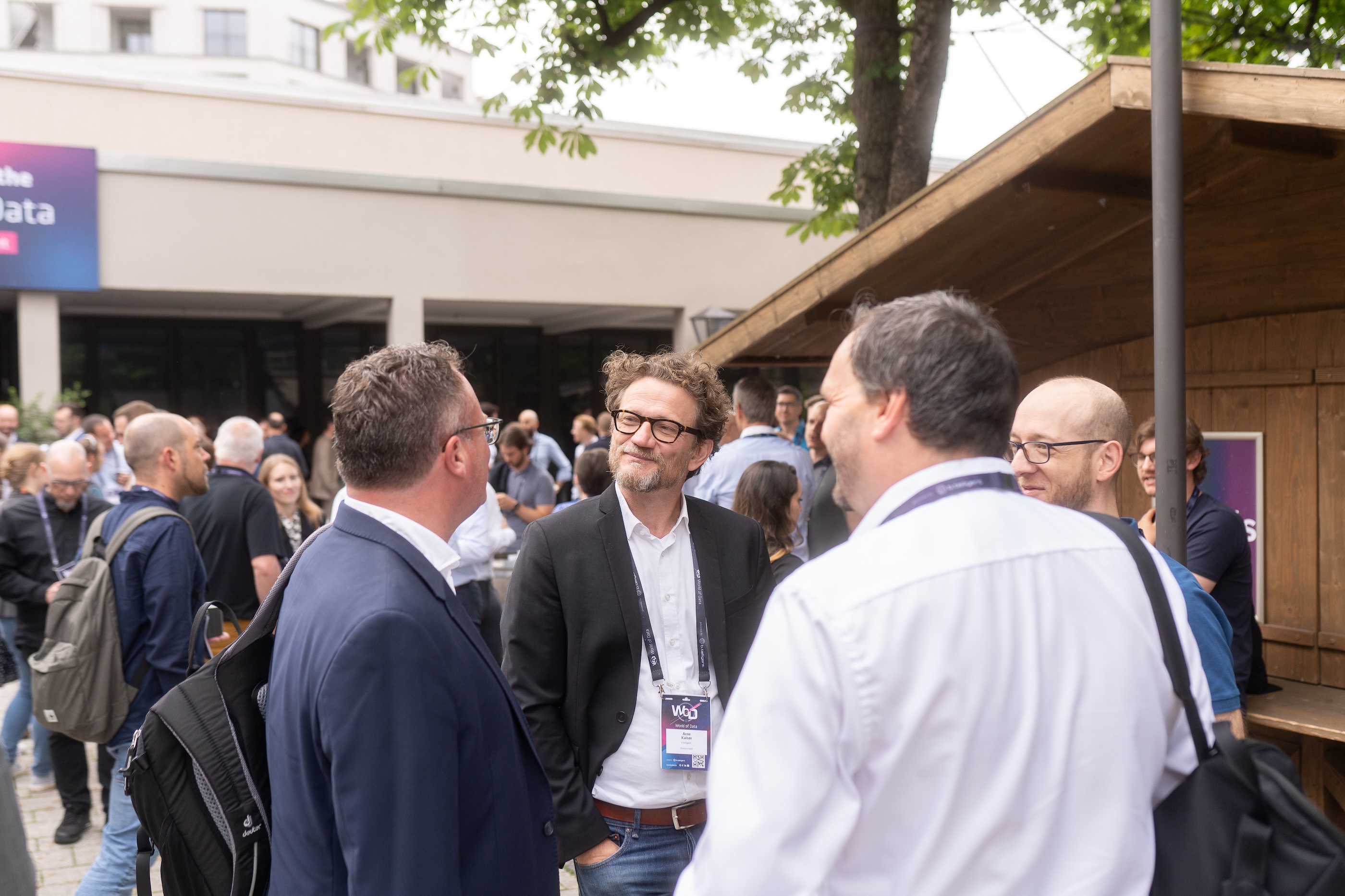 Neztwerken auf dem World of Data in München (Die Bildrechte liegen bei dem Verfasser der Mitteilung.)