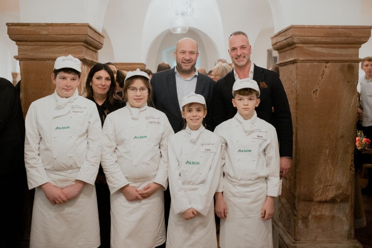 Rosa Roccaro, Ingmar Jung (Mitte) und Julius Wagner (links) mit den 