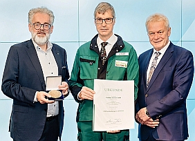 v.l.n.r.: Dr. Diedrich Harms, Lothar Welker und Alois Rainer; Foto: DLG/Christian Lietzmann