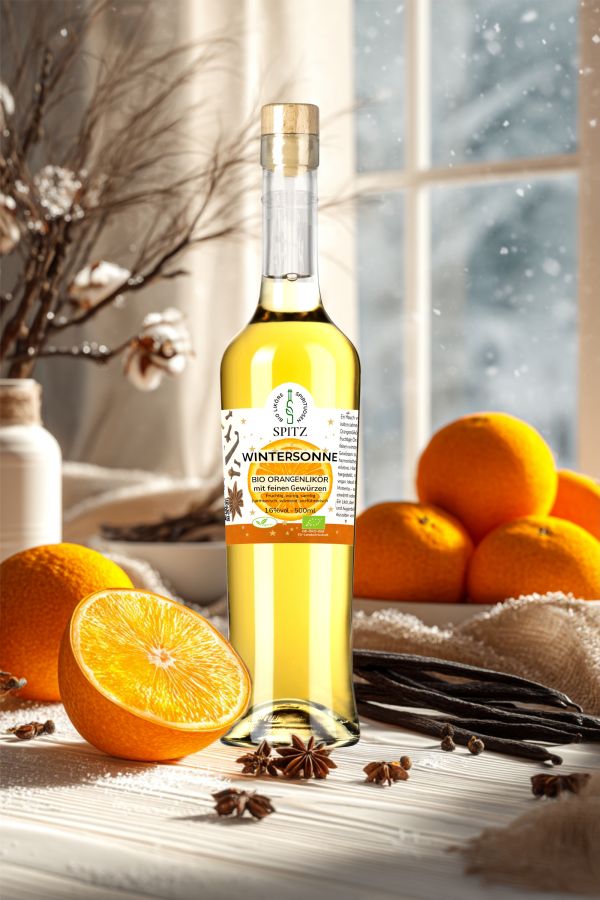 Wintersonne Bio Orangenlikör Spitz (© Nutzung honorarfrei für publizistische, nicht-kommerzielle Zwecke)