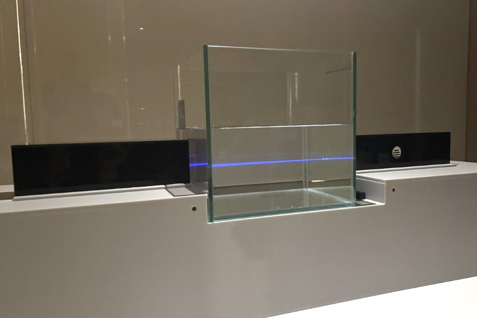 Kyoceras ultraschnelle drahtlose optische Unterwasser-Kommunikationstechnologie (Die Bildrechte liegen bei dem Verfasser der Mitteilung.)