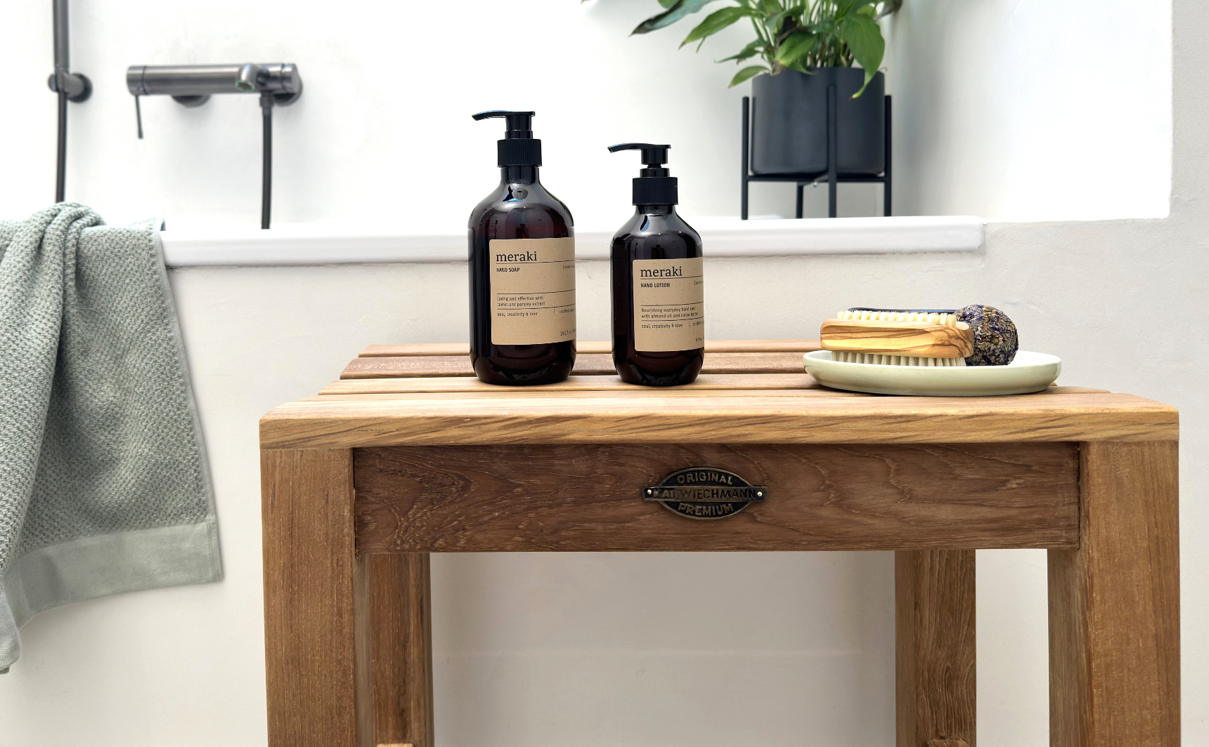 Premium Holz Duschhocker Benito (Die Bildrechte liegen bei dem Verfasser der Mitteilung.)