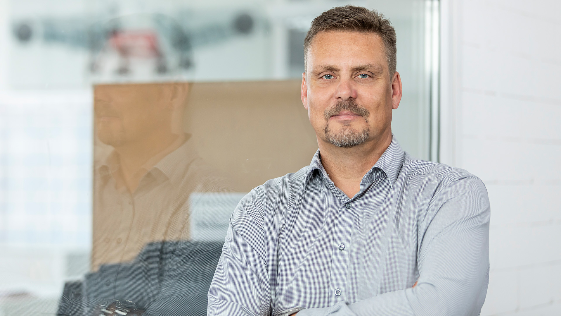 Enrico Kabbe zeigt, wie Outsourcing Fachkräftemangel im Mittelstand gezielt ausgleichen kann. (Bildquelle:©Uwe Klössing)