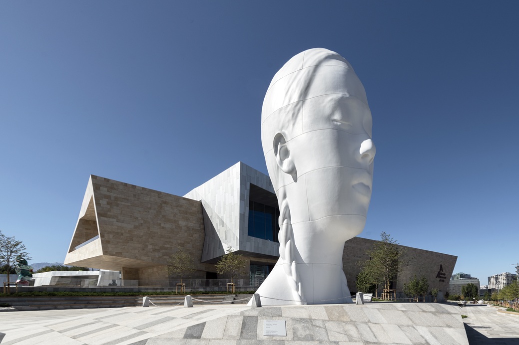 Das neue Almaty Museum of Arts präsentiert zeitgenössische Kunst. (Die Bildrechte liegen bei dem Verfasser der Mitteilung.)