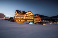 Aussenansicht im Winter (Almgut)