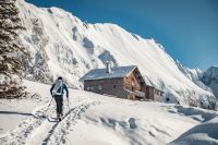 Skitourengeher am Weg zum Stahlhaus (c) Bergerlebnis Berchtesgaden
