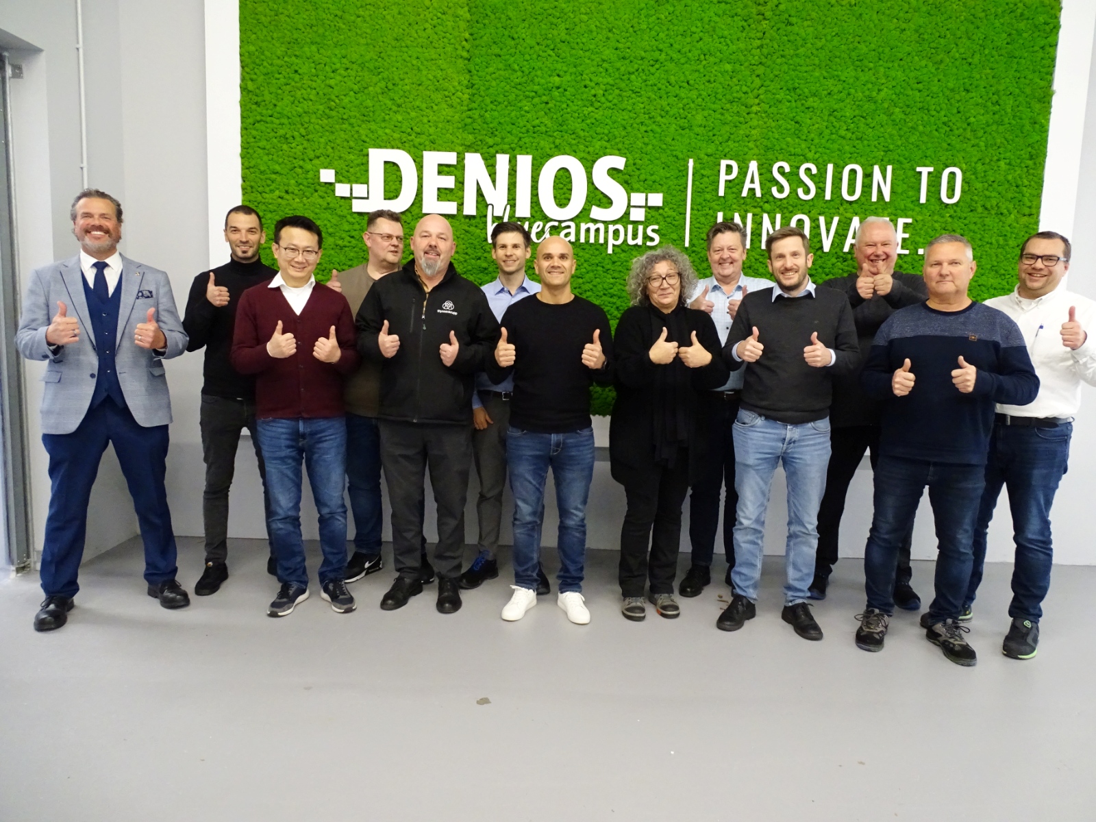 Das Team von thyssenkrupp Plastics zu Gast bei DENIOS in Bad Oeynhausen (Die Bildrechte liegen bei dem Verfasser der Mitteilung.)