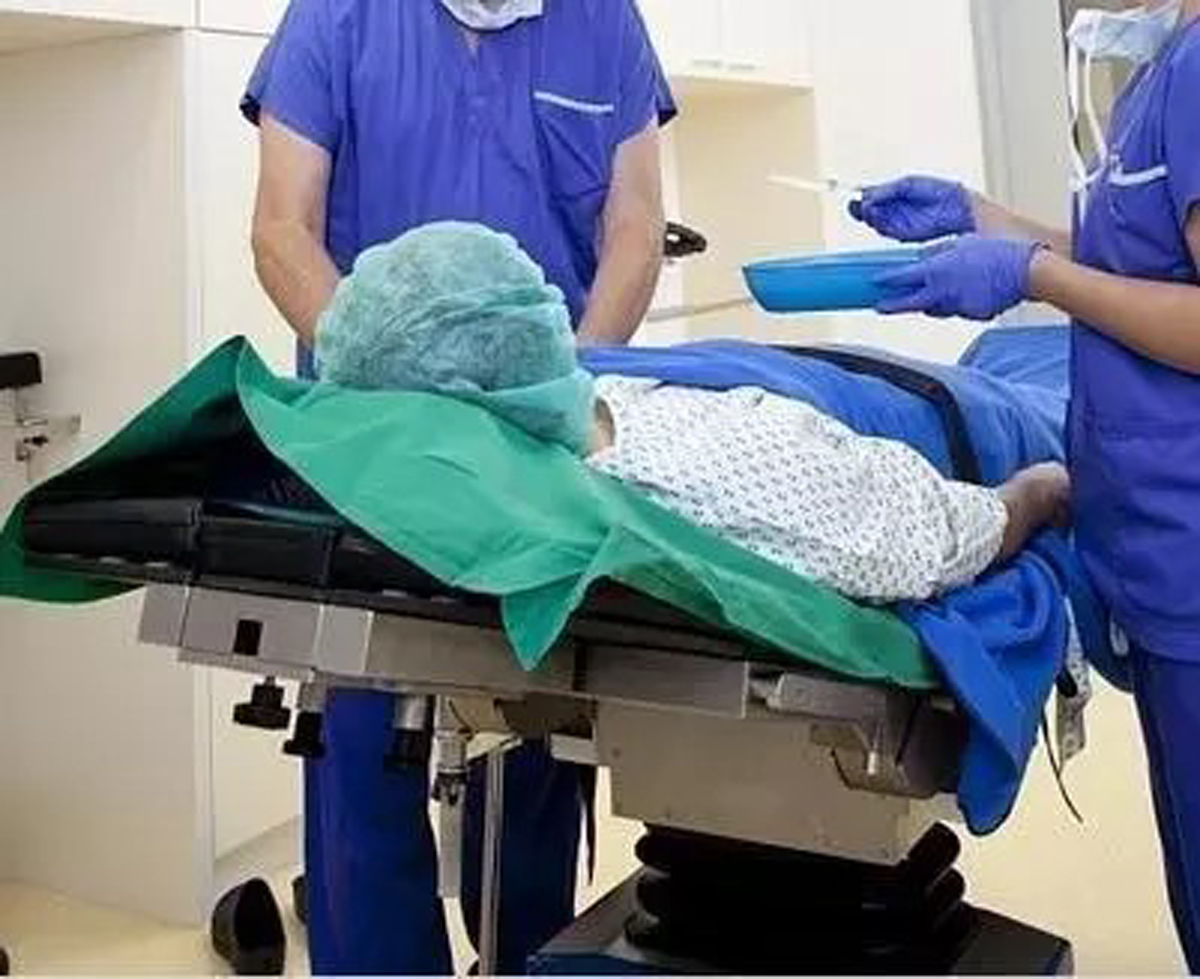 minimalinvasive, endoskopische Bandscheiben-OP bei Apex-Spine in München