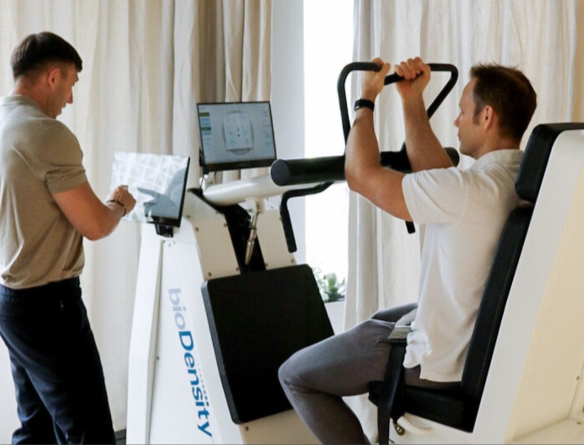 Knochendichte-Training im Biogena Osteo Competence Center (© Biogena)