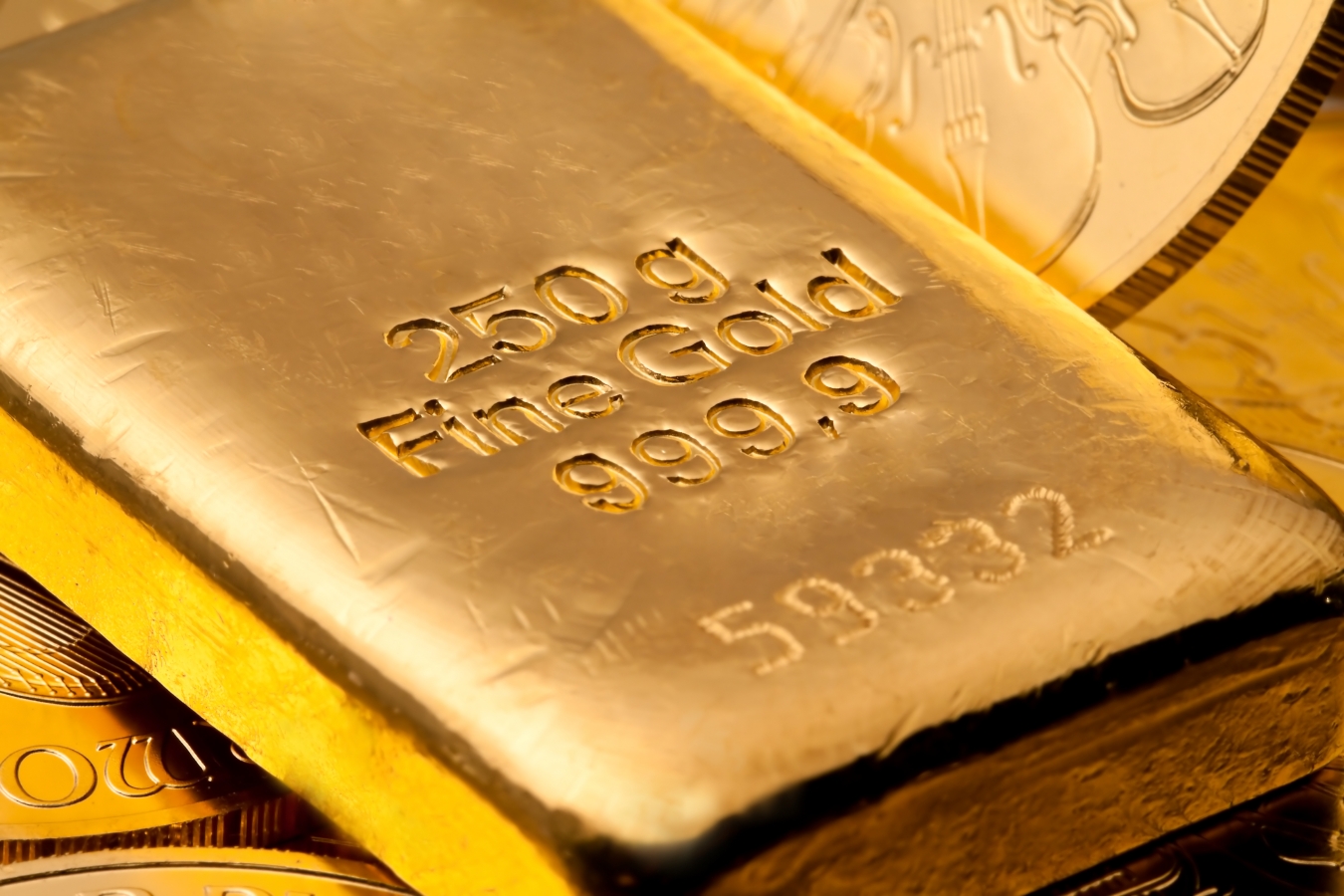 Das Team von Sankamap erkundet die Inseln der Kupfer-und Goldliegenschaft Fauro; Quelle: Sankamap Metals