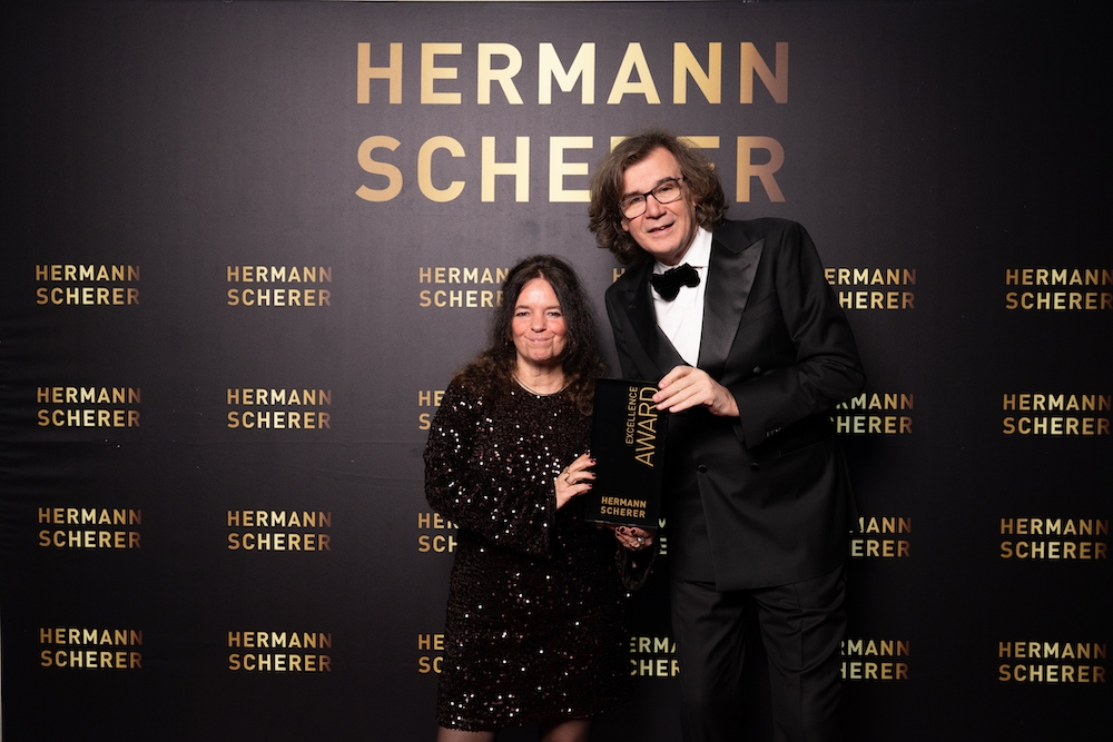 Award Verleihung beim internationalen Speaker Slam (Die Bildrechte liegen bei dem Verfasser der Mitteilung.)