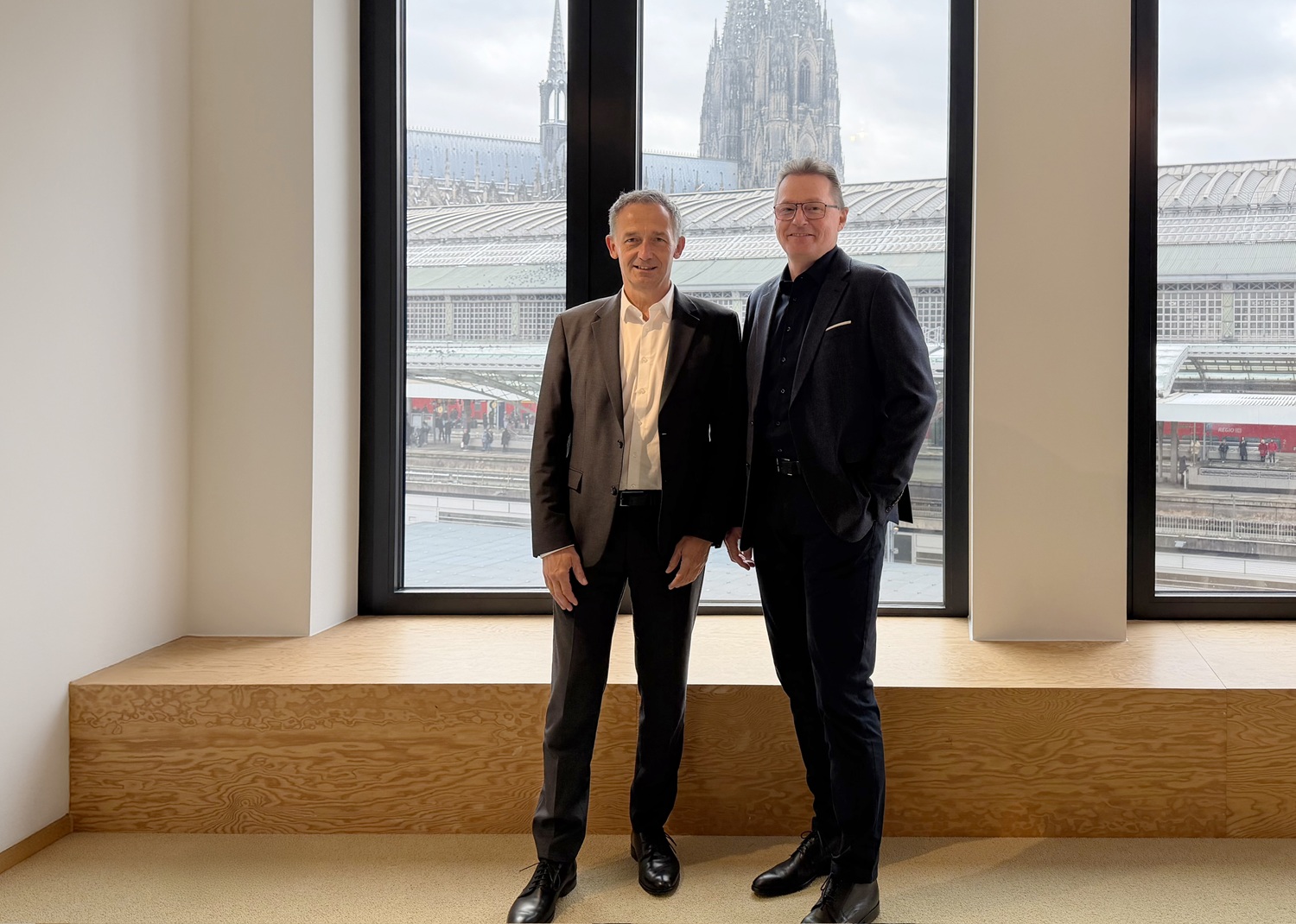Thomas Rösch (CEO Cofinity-X) und Dieter Meuser (CEO GEC) (Die Bildrechte liegen bei dem Verfasser der Mitteilung.)
