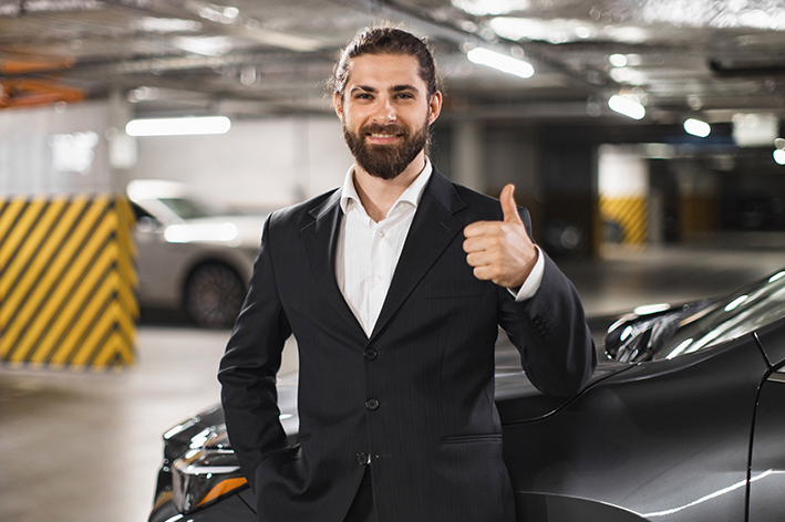 Kfz-Stellplatz zählt nicht zu Unterkunftskosten (Bildquelle: sofiko14/stock.adobe.com)