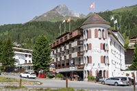 Außenansicht vom Turmhotel Victoria (c) Turmhotel Victoria Davos