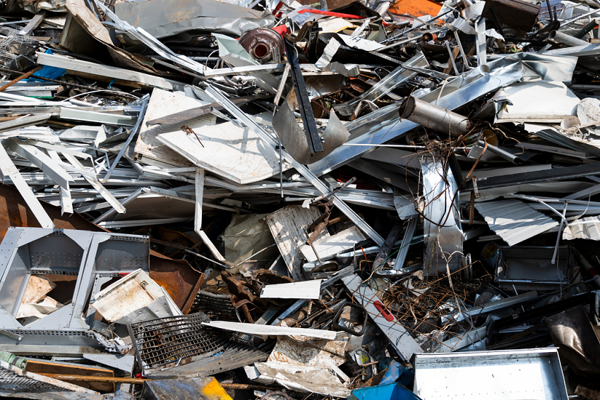 Stahlschrott wird in Wuppertal fachgerecht gesammelt, bewertet und dem Recycling zugeführt.