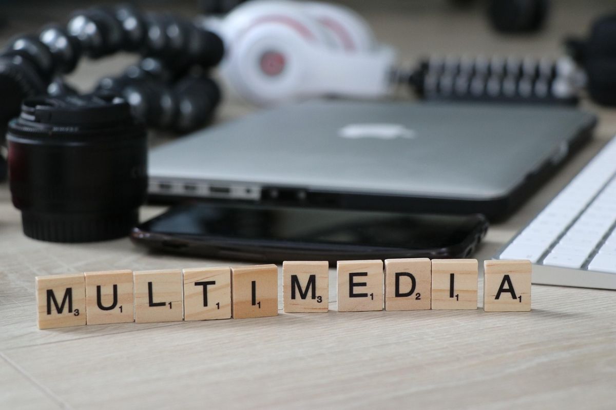 Preiswürdig: Beiträge aus Print, Online, Funk oder Fernsehen (© Bild von Peter Seibold auf Pixabay)