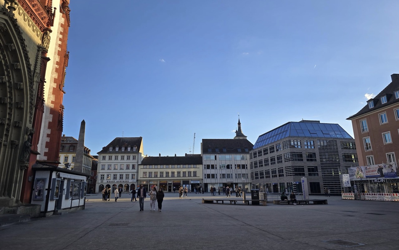 Stadtrat Würzburg Marktplatz (Die Bildrechte liegen bei dem Verfasser der Mitteilung.)
