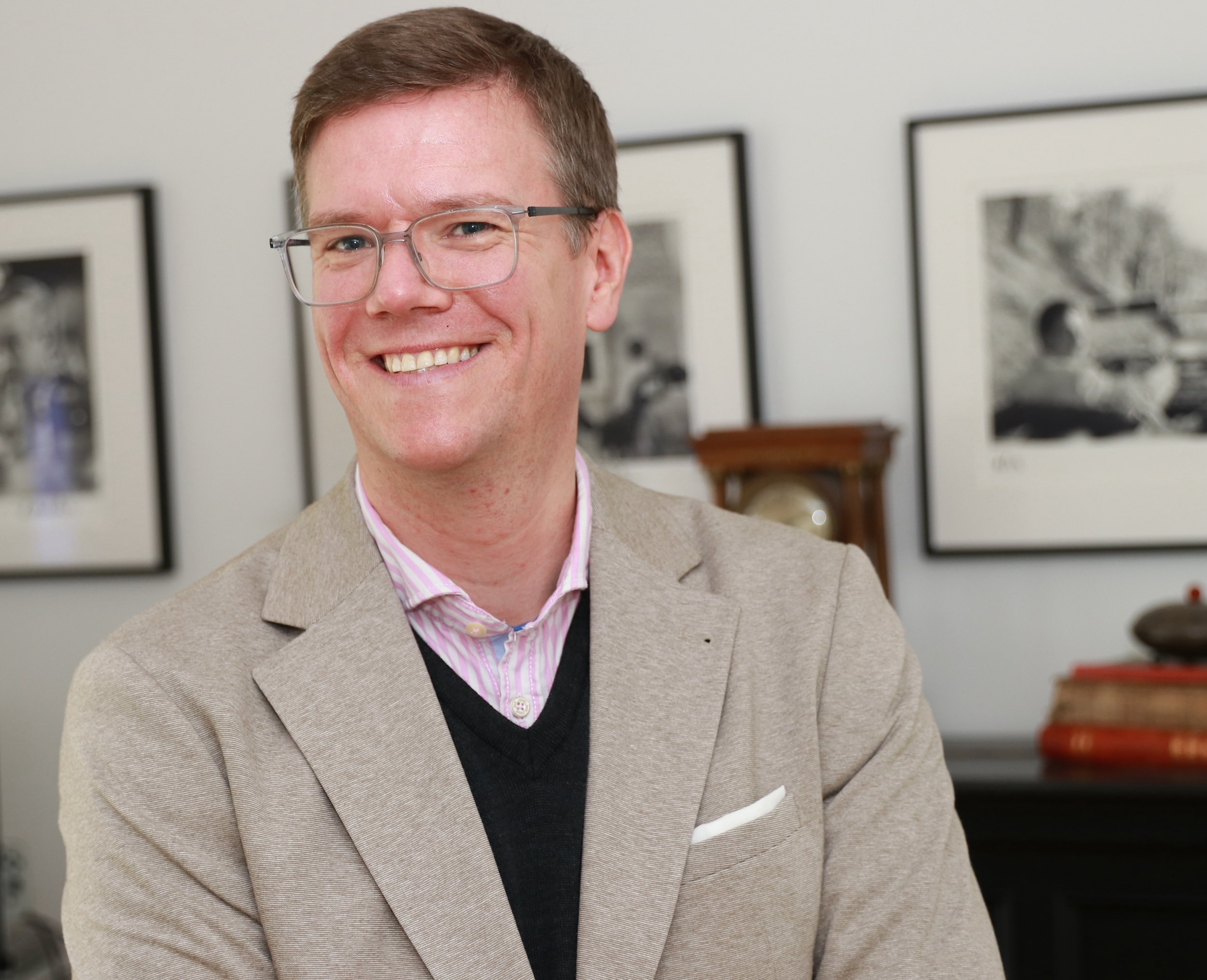 Prof. Dr. Patrick Peters ist Berater und Trainer für PR und Kommunikation in Mönchengladbach.