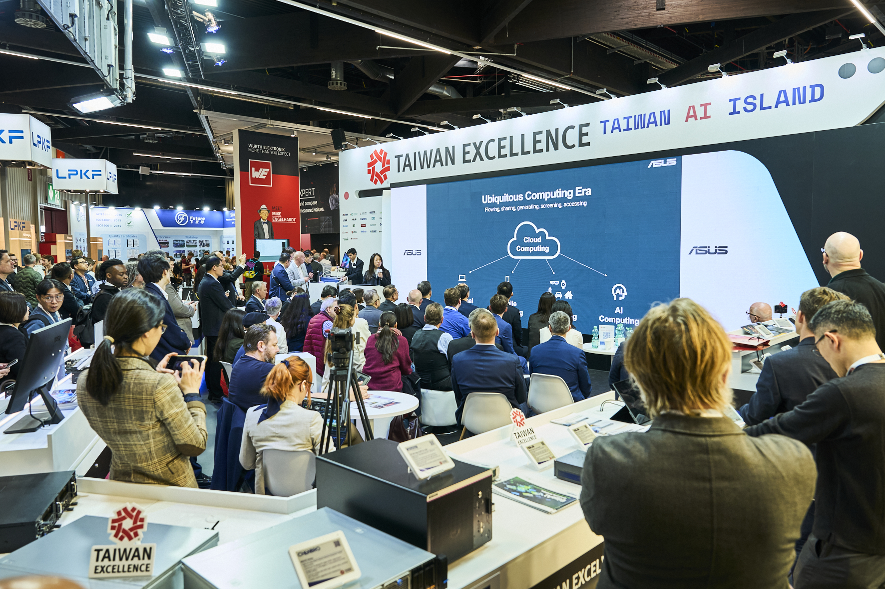 Prämierte KI-Lösungen aus Taiwan stehen im Mittelpunkt des Taiwan Excellence Pavillons (Halle 2 Stand 313) auf der Embedded World