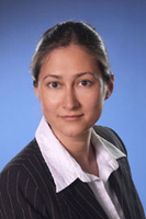 Irem Jung, Fachanwältin für Medizinrecht