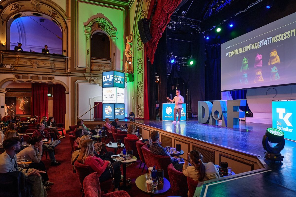 Das 11. DEUTSCHE AUSBILDUNGSFORUM findet am 19. und 20. Mai 2026 in Bad Oeynhausen statt.  (© Christian Ahrens, Köln)