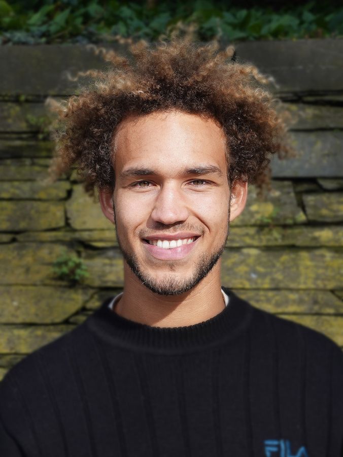 Neuer Stiftungsbotschafter: Hockey-Nationalspieler Joshua Onyekwue Nnaji (© Stiftung 