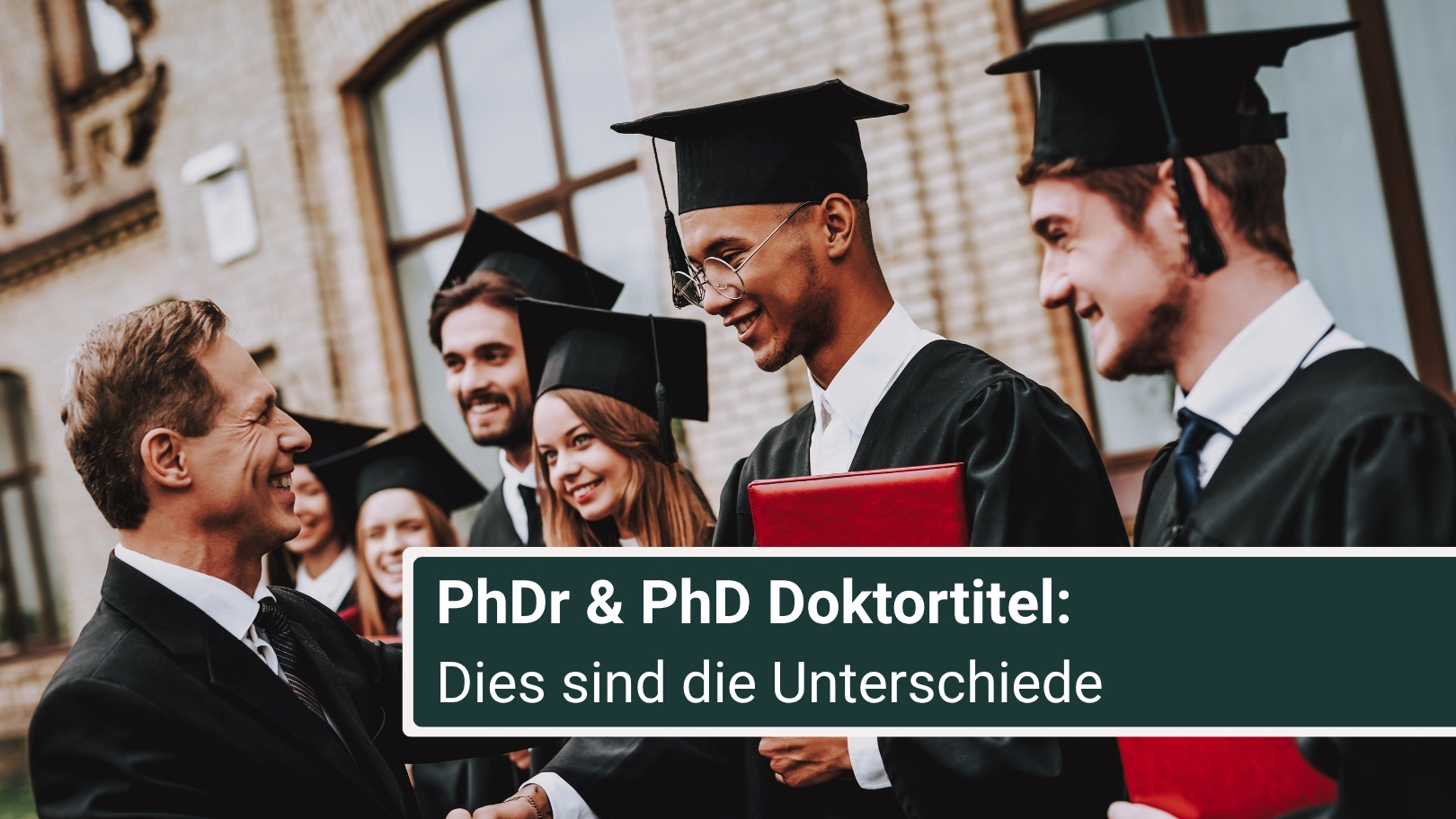 PhDr& PhD Doktortitel (Bildquelle: @ Canva)