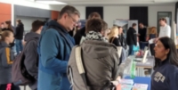AUF IN DIE WELT Messe in Hamburg – Viel Interesse am Auslandsjahr (Stiftung Völkerverständigung)