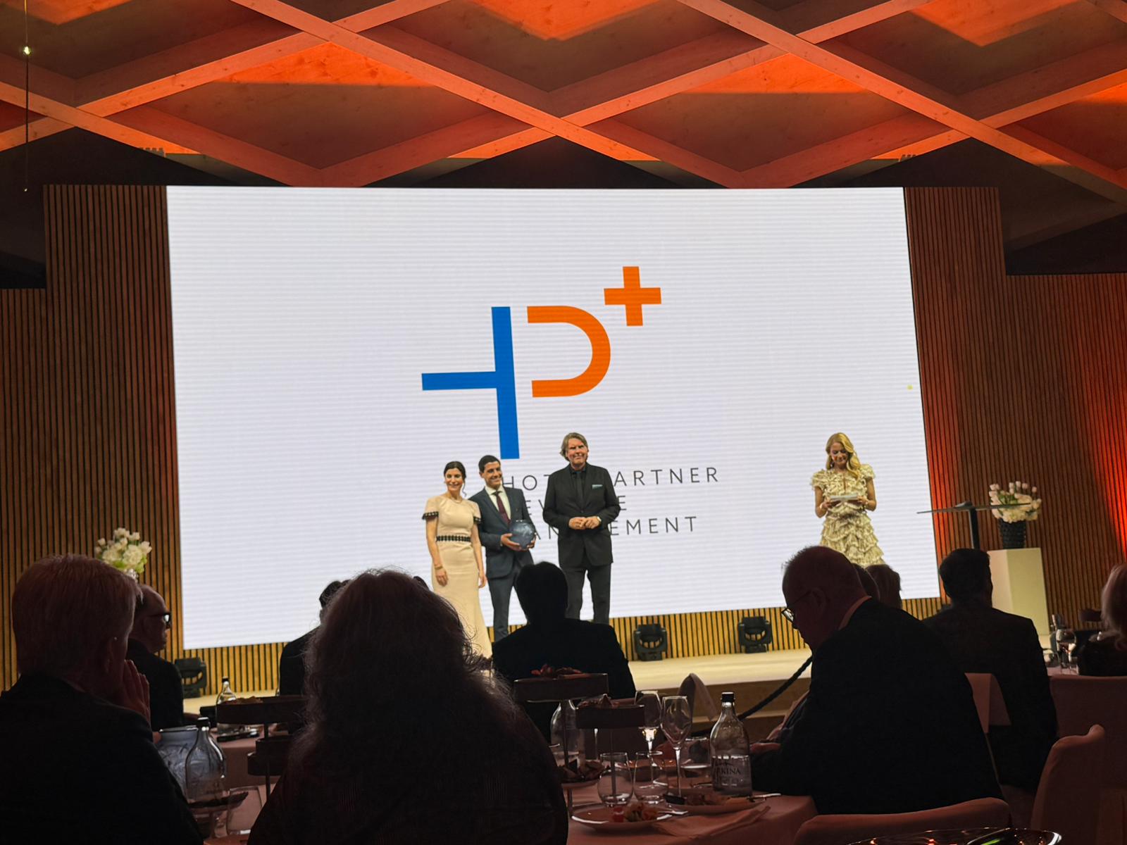 David Reissenegger, HotelPartner Revenue & Profit Management und Carsten K. Rath, Gründer von 