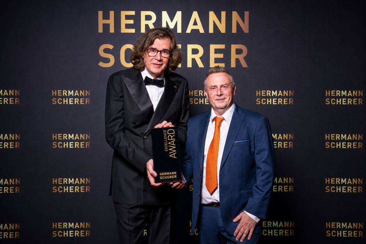 Petr Kminiak der mit den Häusern spricht  (© Fotograf Justin Bockey - Rechte bei Petr Kminiak )