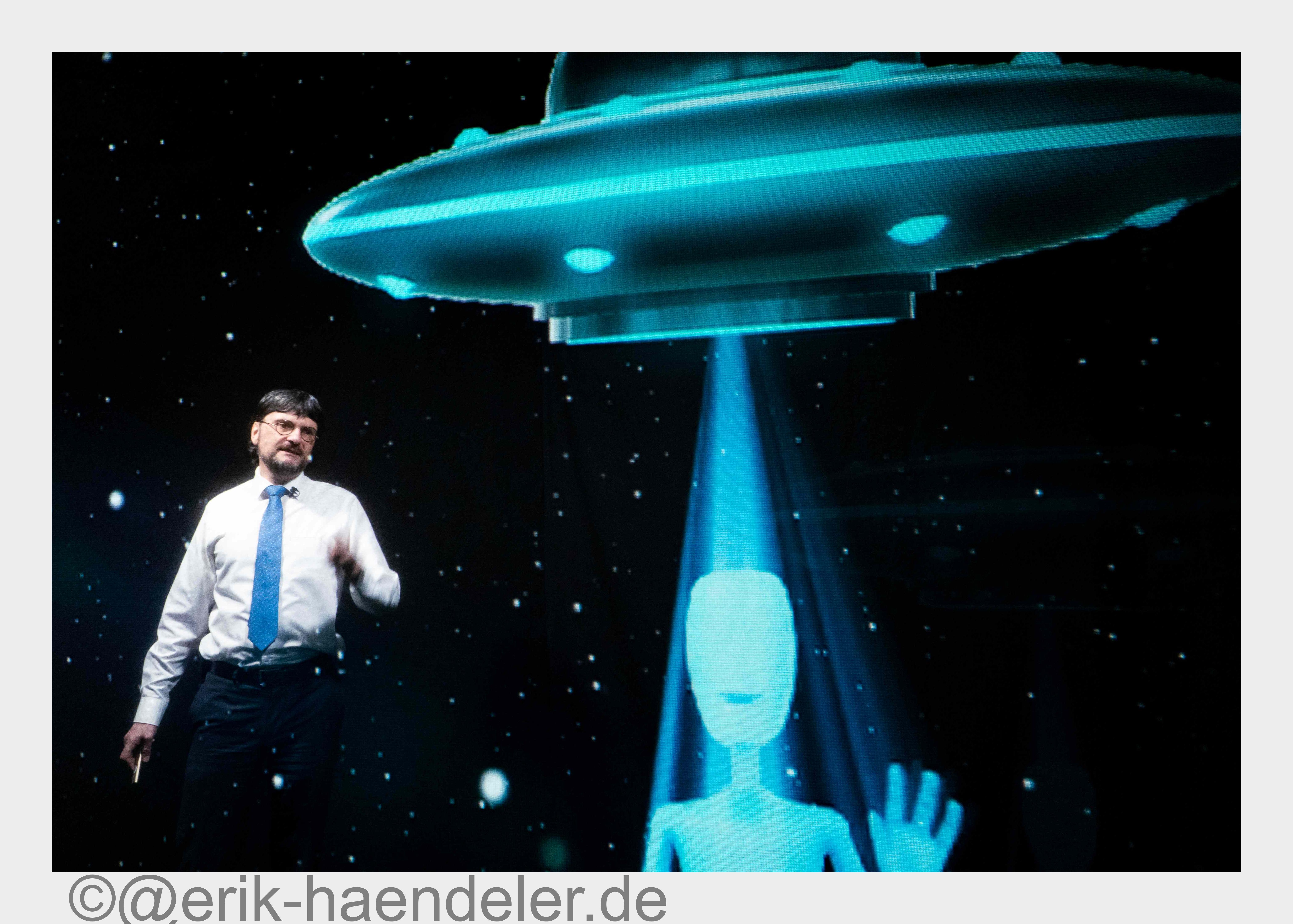 Erik Händeler mit innovativem Holografie-Vortrag (Bildquelle: @erik-haendeler.de)