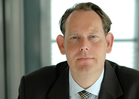 Leitet künftig den neuen Geschäftsbereich Unternehmenskommunikation der Wirtschaftsakademie: Sven Do Leitet künftig den neuen Geschäftsbereich Unternehmenskommunikation der Wirtschaftsakademie: Sven Do
