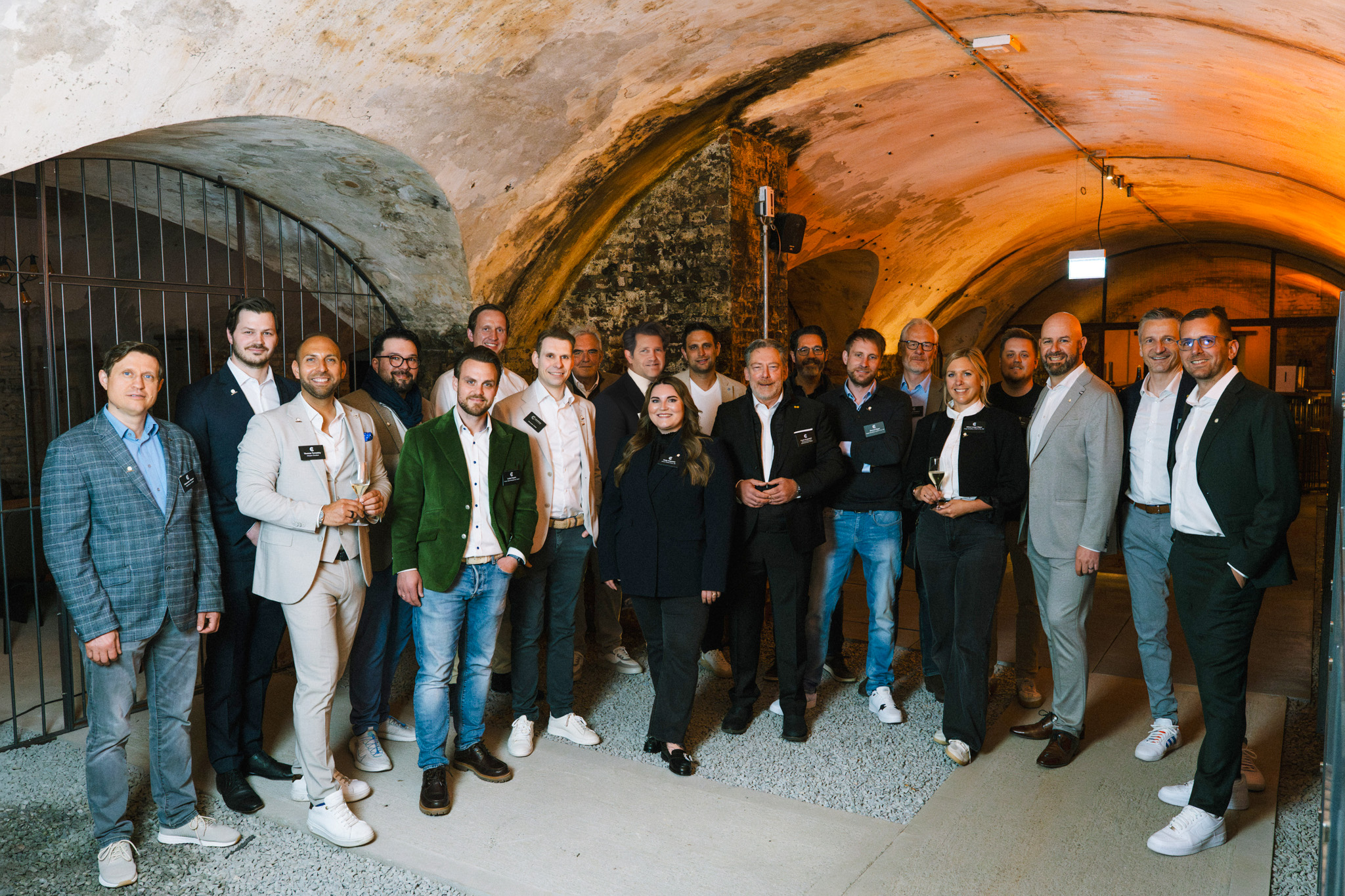 Die Gründungsmitglieder von Corporate Connections Köln in der wineBANK Köln (Die Bildrechte liegen bei dem Verfasser der Mitteilung.)