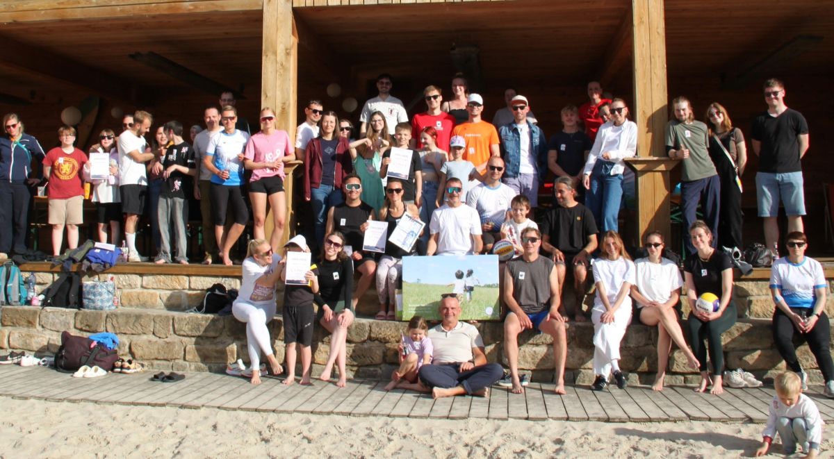 augensturm-Cup: Gemeinsames Volleyballturnier im CityBeach mit den Jugendlichen von Kibulu (© )