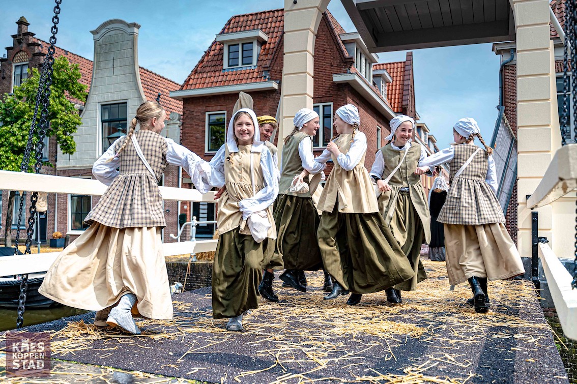 Tanzreigen Kaeskoppenstad (Bildquelle: La Luuz Fotografie)