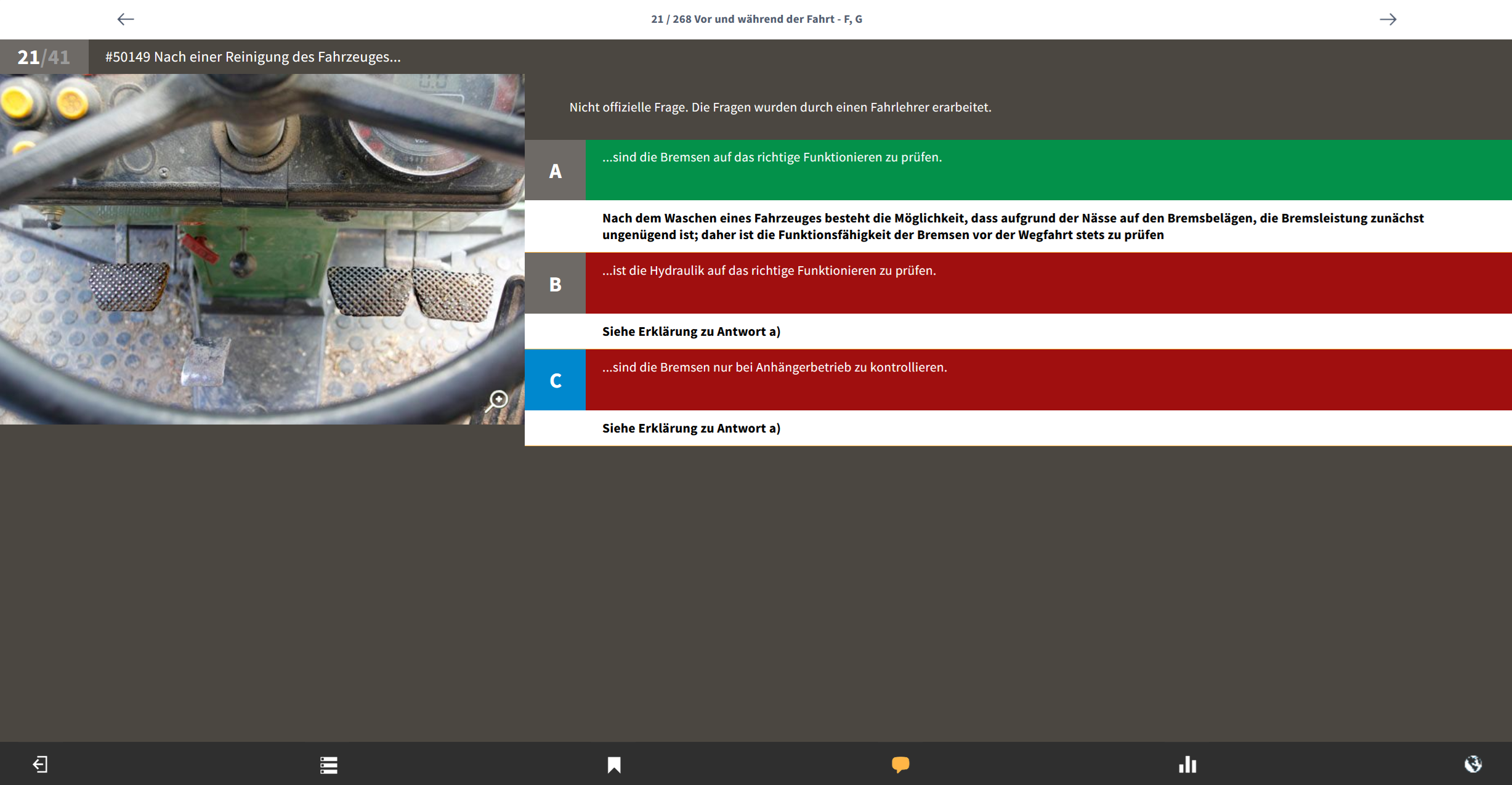 e.driver Traktor Theorieprüfung mit interaktiven Verkehrssituationen und 3D Fahrsimulator