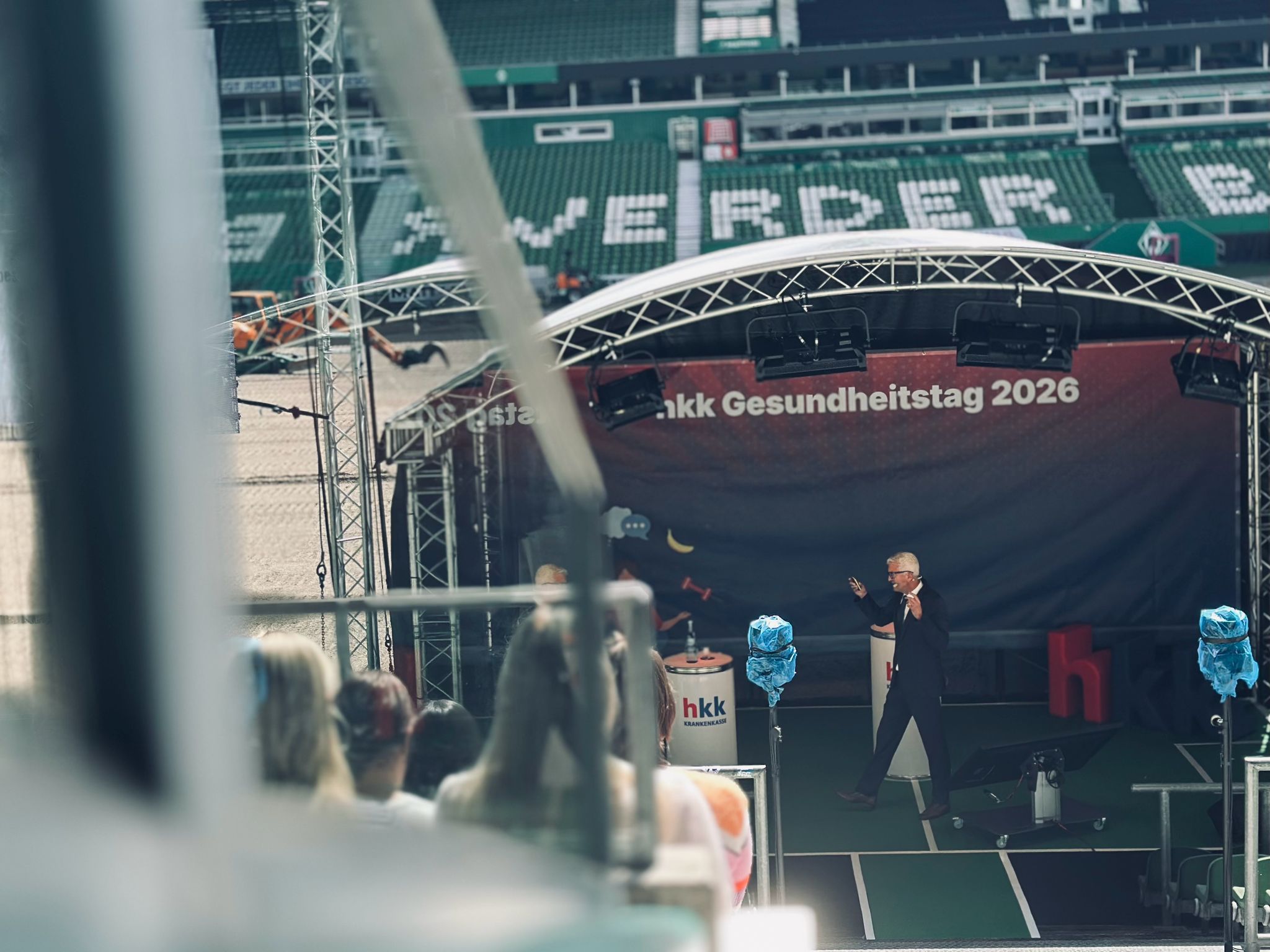 Nils Traummann, hkk Gesundheitstag, Weserstadion Bremen, Schlaf, Schlafcoach, Regeneration, Prävention, betriebliche Gesundheit, S