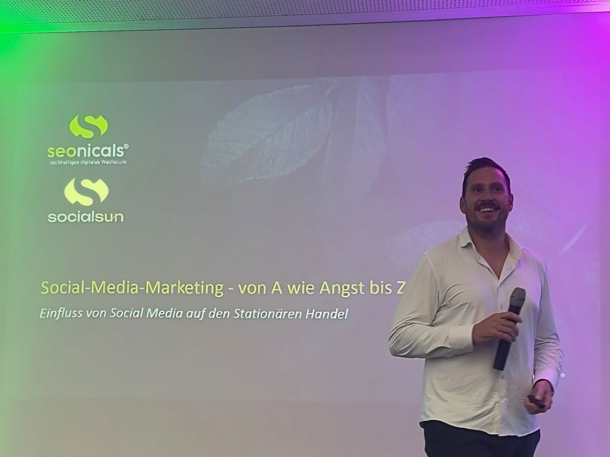 Florian Stein beim Vortrag 