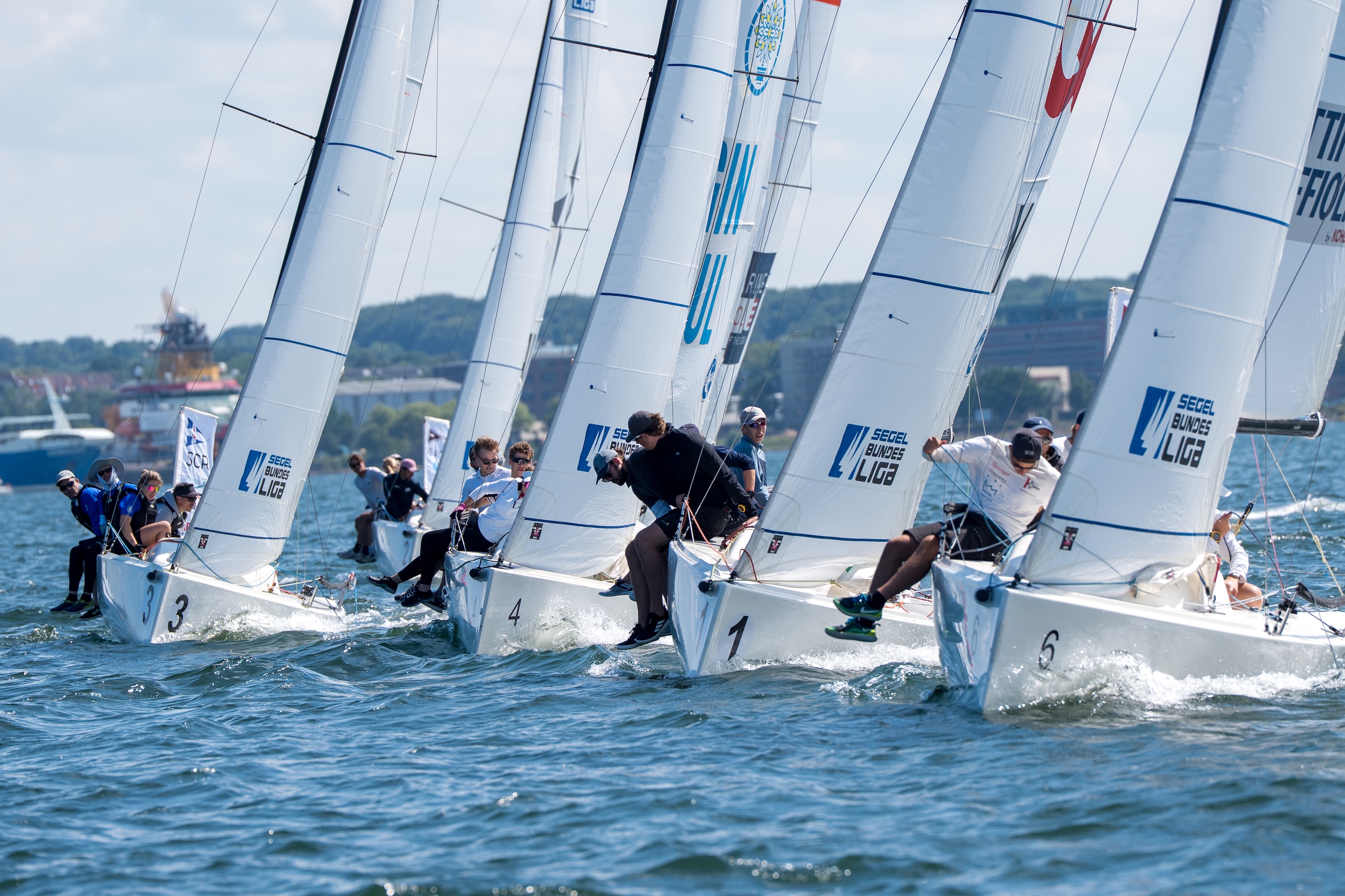 Startszene der Segel-Bundesliga in Kiel