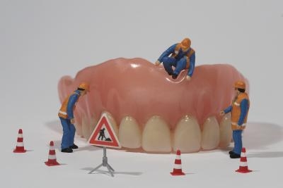 Zahnzusatzversicherung - welche Faktoren sind für die Wahl der richtigen Gesellschaft ausschlaggeben