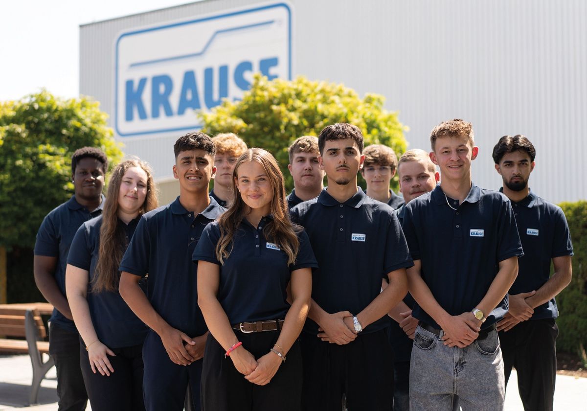 Elf Auszubildende und Jahrespraktikanten starten bei KRAUSE in Alsfeld in ihre berufliche Zukunft (© KRAUSE-Werk GmbH & Co. KG.)