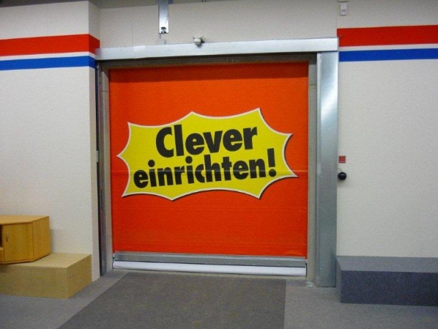 Schnellauftore in Flucht- und Rettungswegen